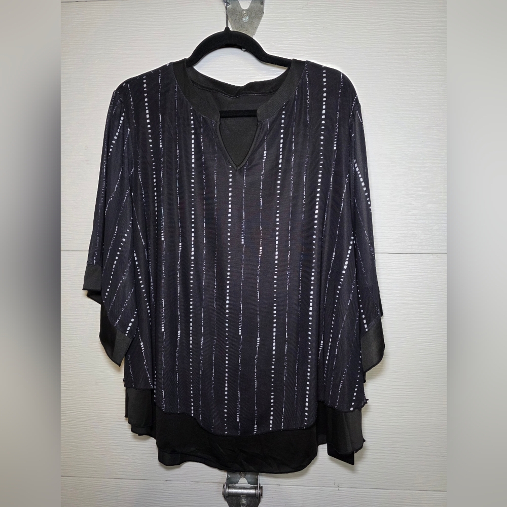 Elegant Black Striped Women's Blouse